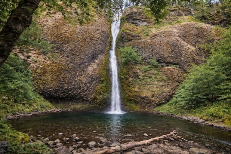 Bridal Veil Falls 768x512
