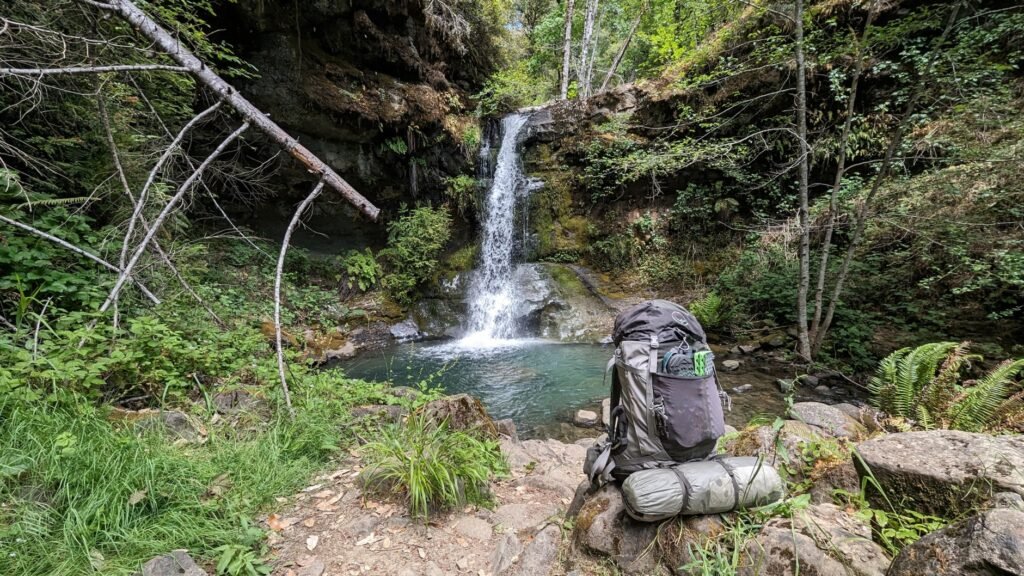 Flora Dell Creek Falls, Rogue River Trail